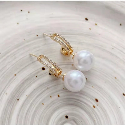 Pearl Long Women's Earrings