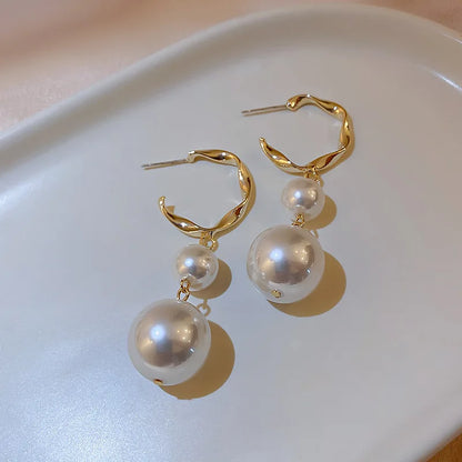 Pearl Long Women's Earrings